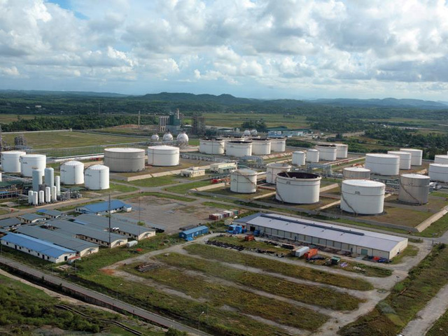 Nhà máy lọc hoá dầu Dung Quất